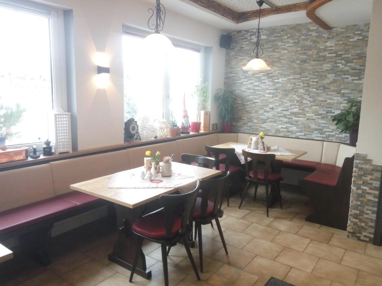 Fraenkischer Hof --- Hotel In Pegnitz --- Schlabecks Fraenkischer Hof Екстериор снимка