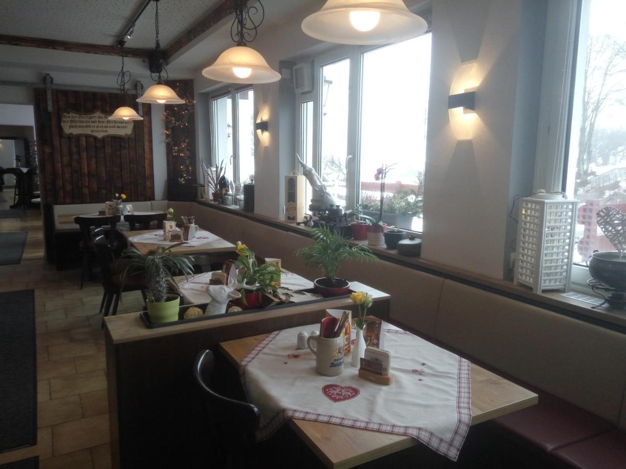 Fraenkischer Hof --- Hotel In Pegnitz --- Schlabecks Fraenkischer Hof Екстериор снимка
